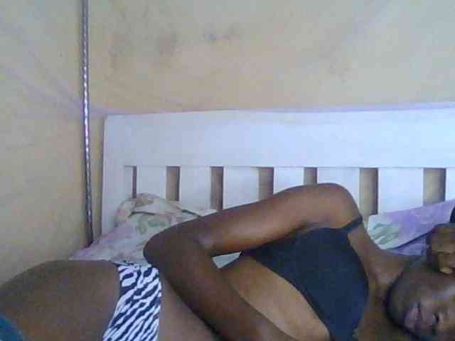 Tilly-Shirlie webcam