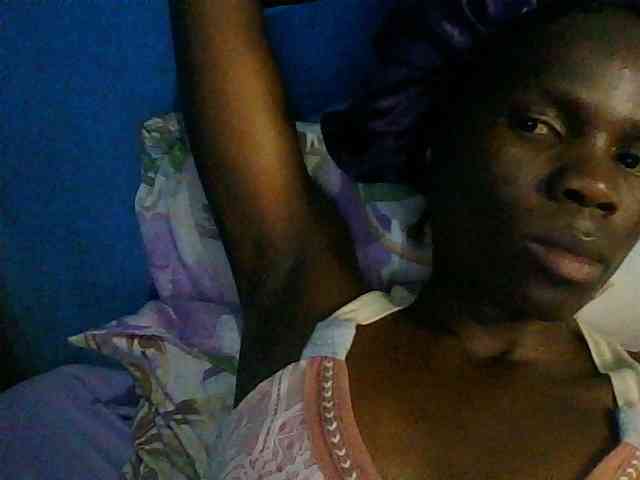 Tilly-Shirlie webcam