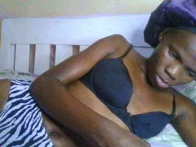 Tilly-Shirlie webcam