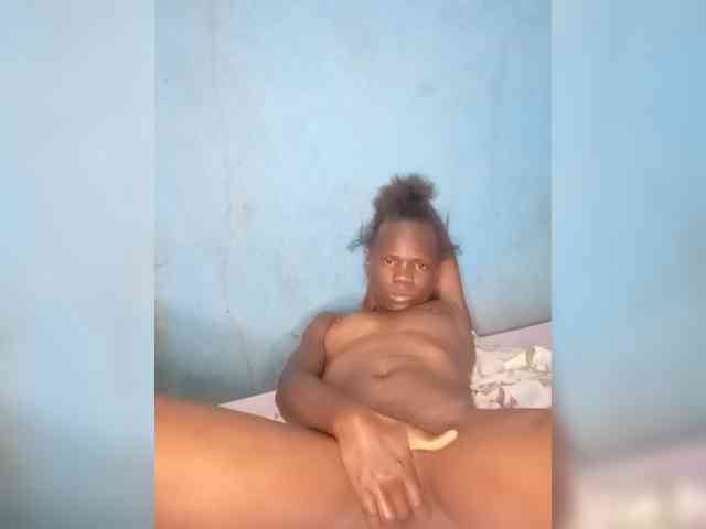 Tilly-Shirlie webcam
