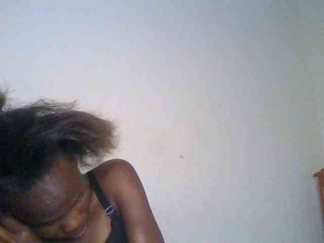 Tilly-Shirlie webcam
