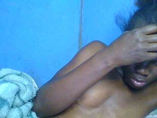 Tilly-Shirlie webcam