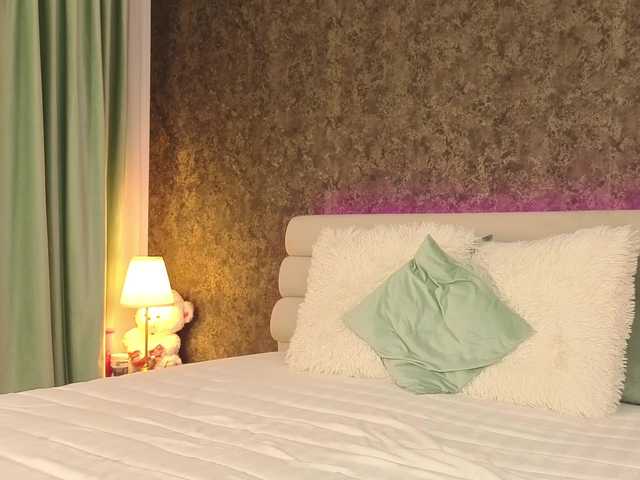 chloebellex live cam on BongaCams