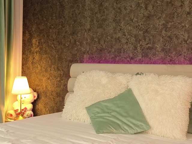 chloebellex live cam on BongaCams