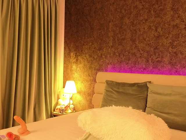chloebellex live cam on BongaCams