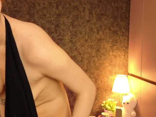 chloebellex live cam on BongaCams