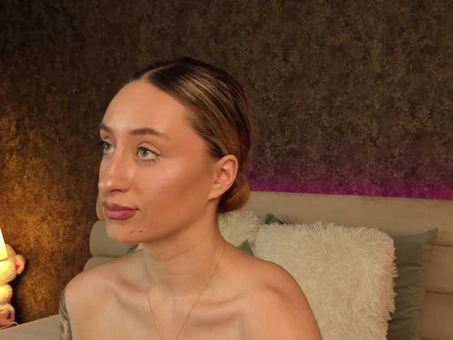 chloebellex live cam on BongaCams