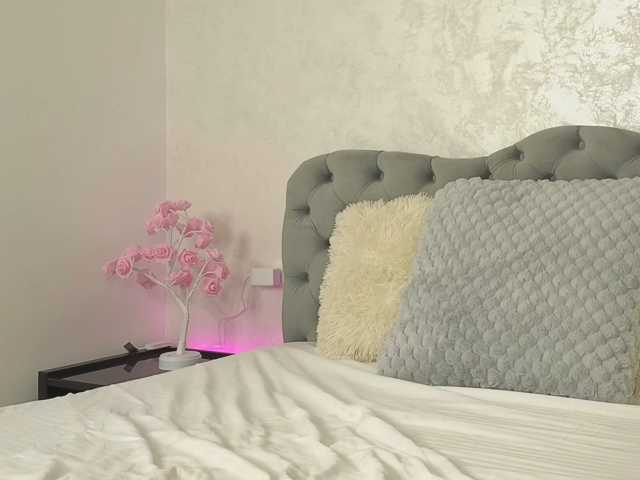 chloebellex live cam on BongaCams