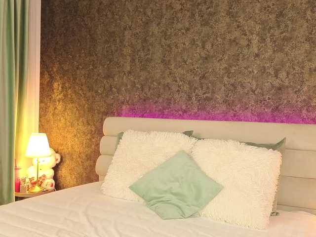 chloebellex live cam on BongaCams