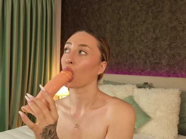 chloebellex live cam on BongaCams
