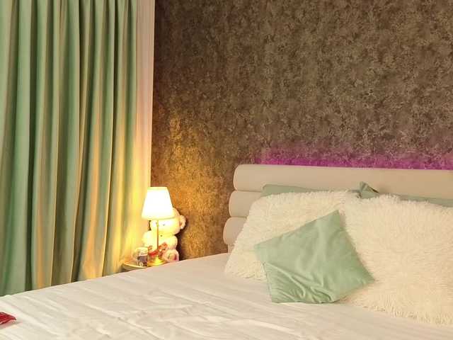 chloebellex live cam on BongaCams