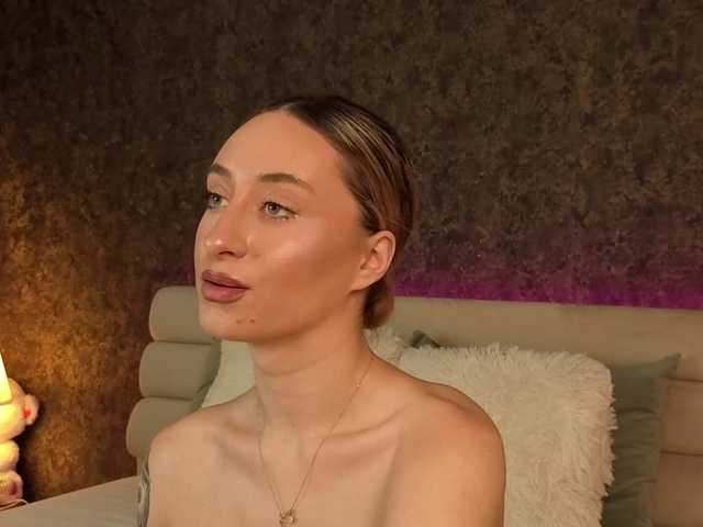 chloebellex live cam on BongaCams