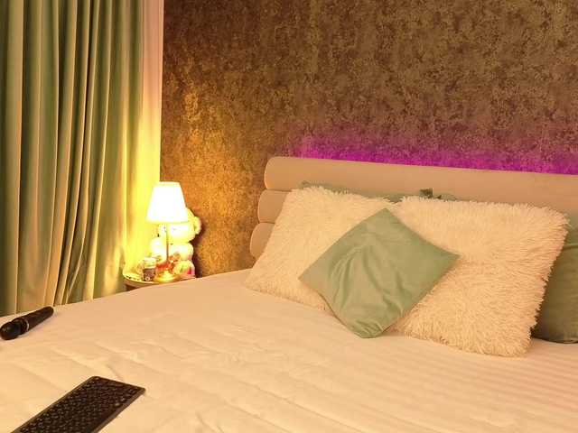 chloebellex live cam on BongaCams