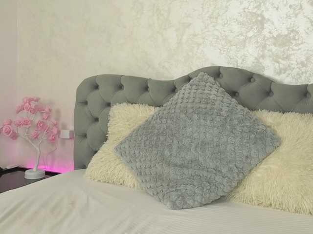 chloebellex live cam on BongaCams