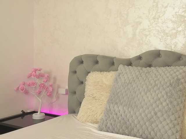 chloebellex live cam on BongaCams
