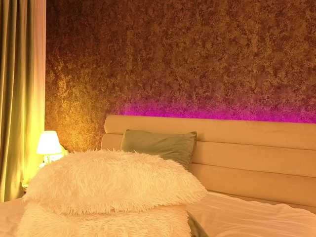 chloebellex live cam on BongaCams