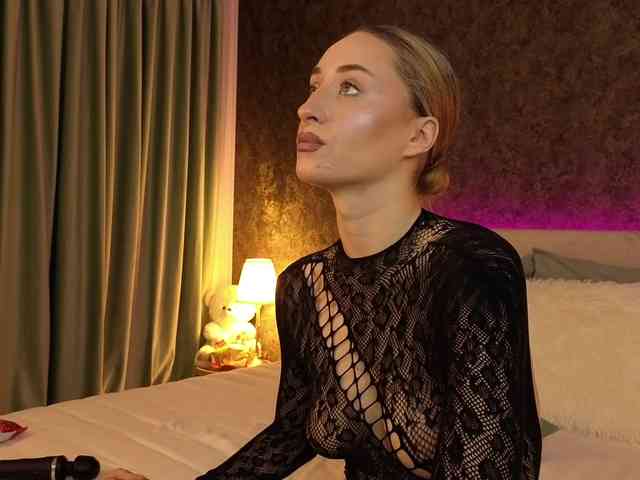 ChloeBelleX webcam