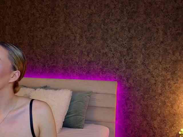 ChloeBelleX webcam