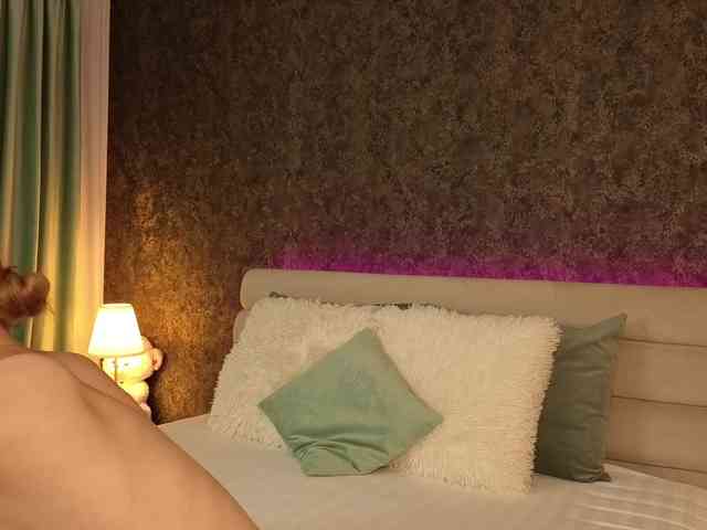 ChloeBelleX webcam