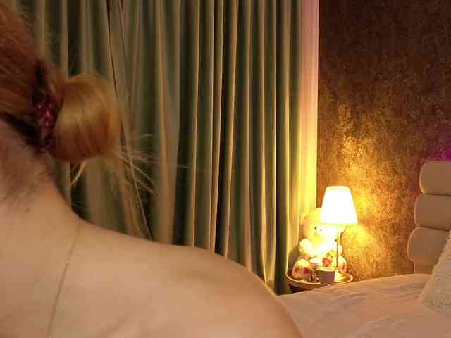 ChloeBelleX webcam