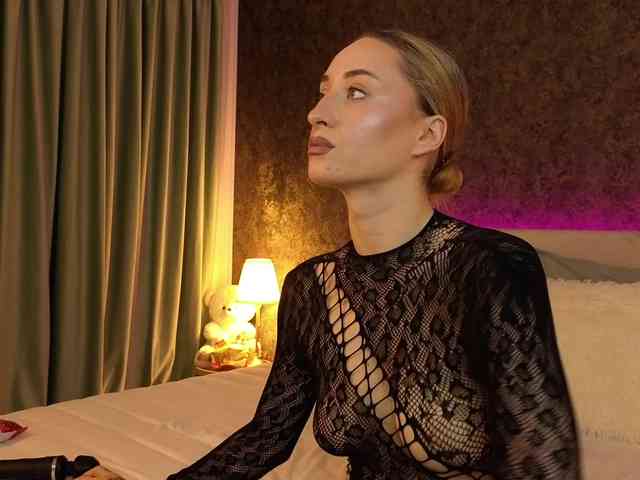 ChloeBelleX webcam
