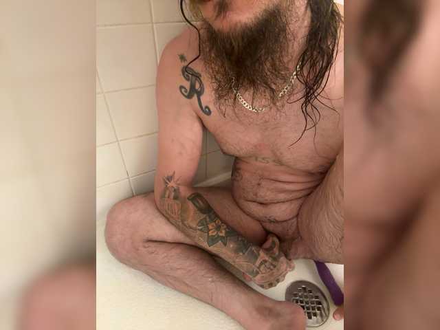 Mrbiggdickk live webcam show