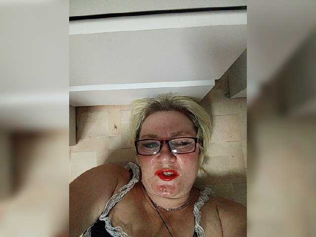 Machenka1 live cam on BongaCams