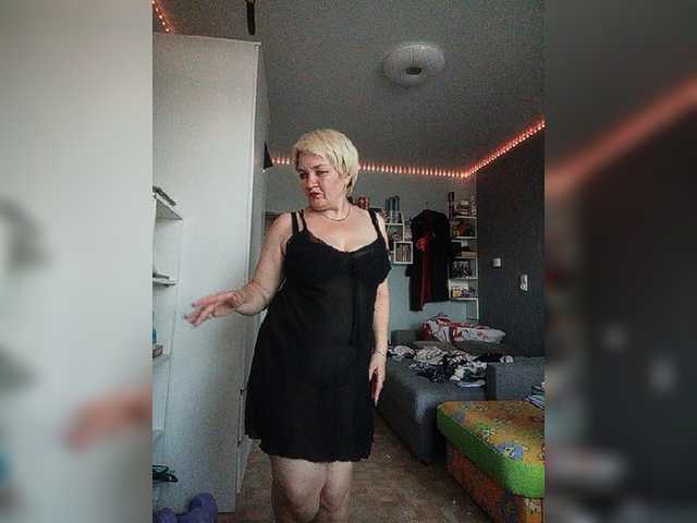 Machenka1 live webcam show
