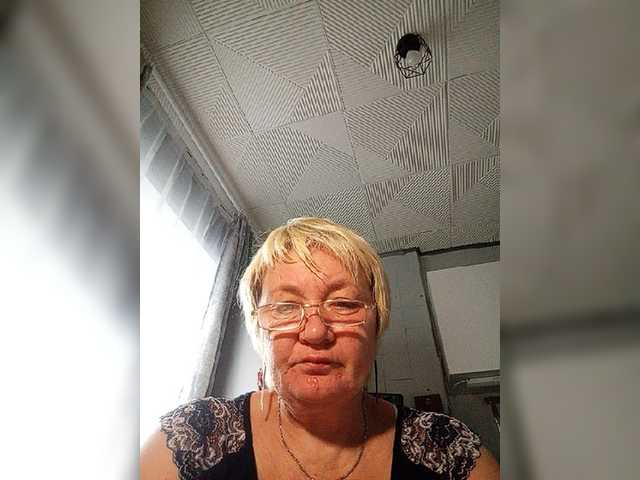 Machenka1 live webcam show