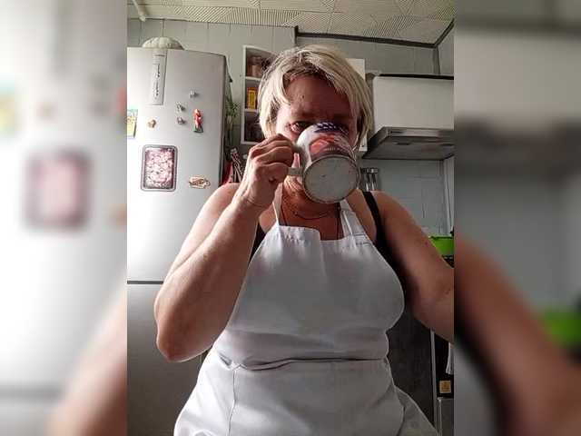 le modèle Machenka1 est en webcam porno dans un show sur le site bongacams, il possède les tags suivants: White/Caucasian,Blonde,Hairy