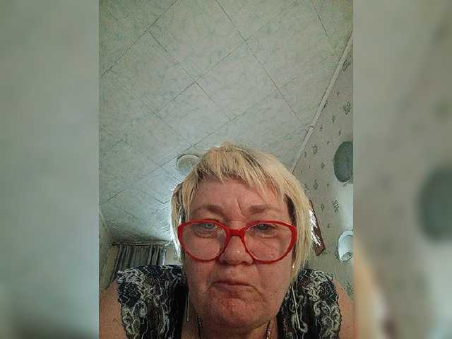 Machenka1 live cam on BongaCams