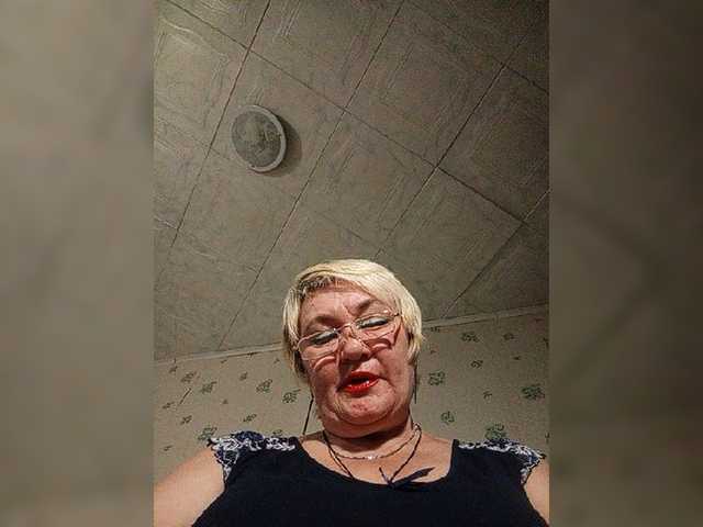 Machenka1 live cam on BongaCams