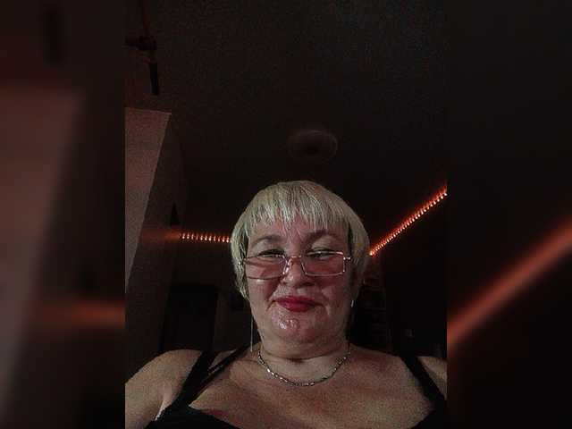 Machenka1 live webcam show