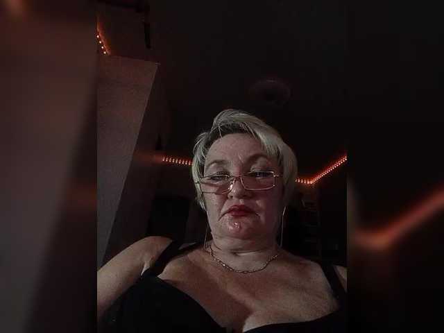 Machenka1 live webcam show