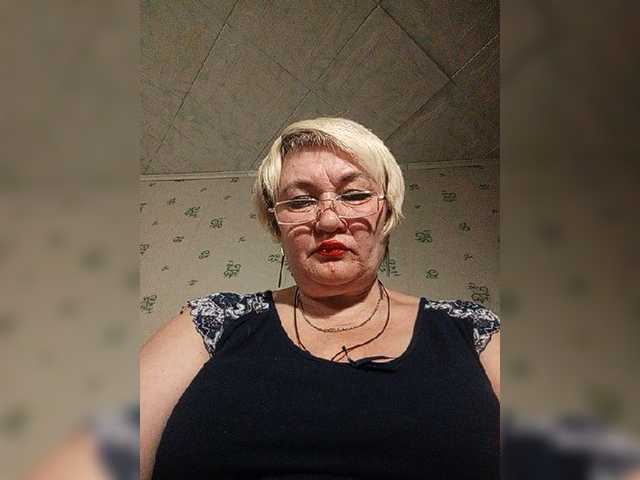 Machenka1 live cam on BongaCams