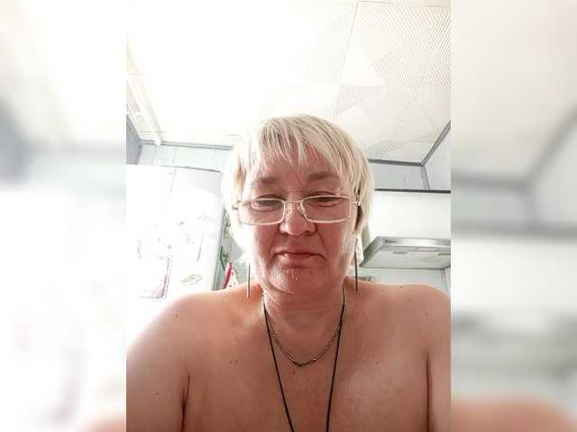 Machenka1 live cam on BongaCams