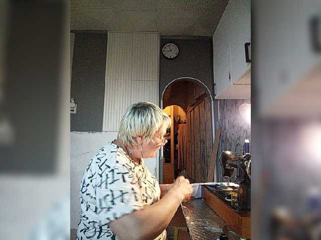 Machenka1 live cam on BongaCams