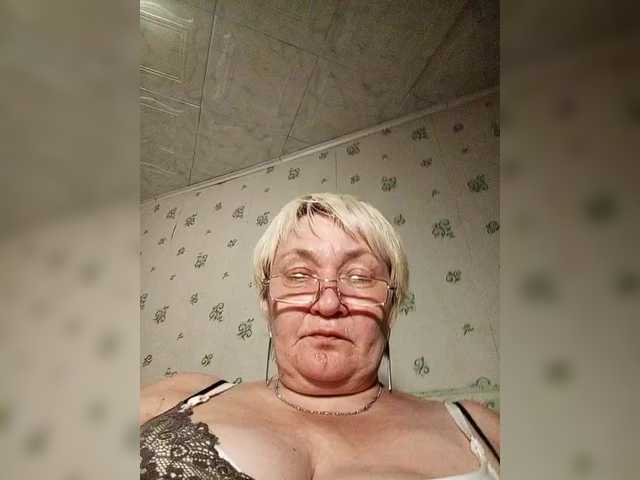 Machenka1 live cam on BongaCams