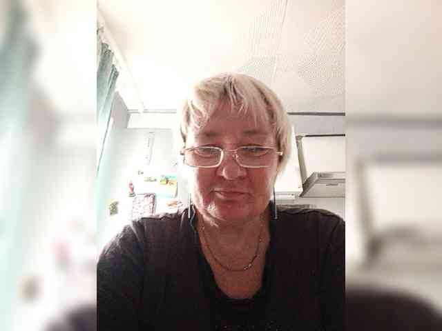 Machenka1 live female cam on bongacams