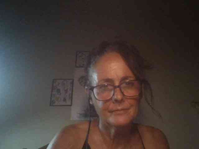 Cutie1972a Live Webcam on BongaCams