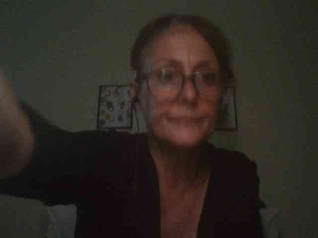 Cutie1972a webcam
