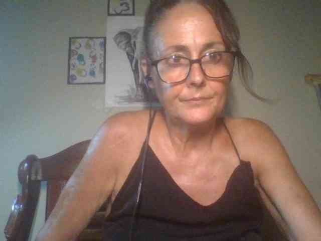 Cutie1972a webcam