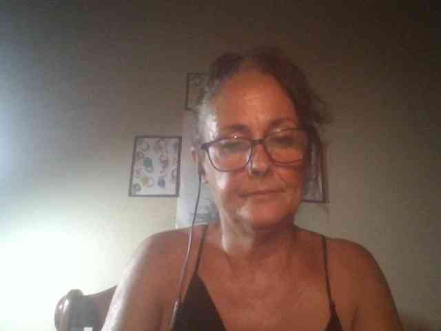 Cutie1972a webcam