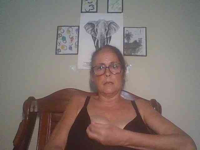 Cutie1972a webcam
