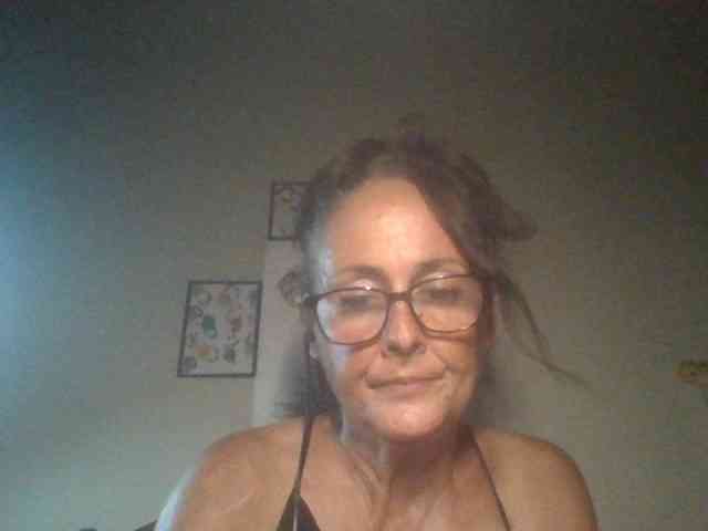 Cutie1972a webcam