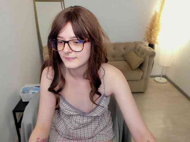 TamilaLim webcam