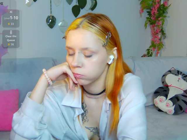 PollyRedhead live cam on BongaCams