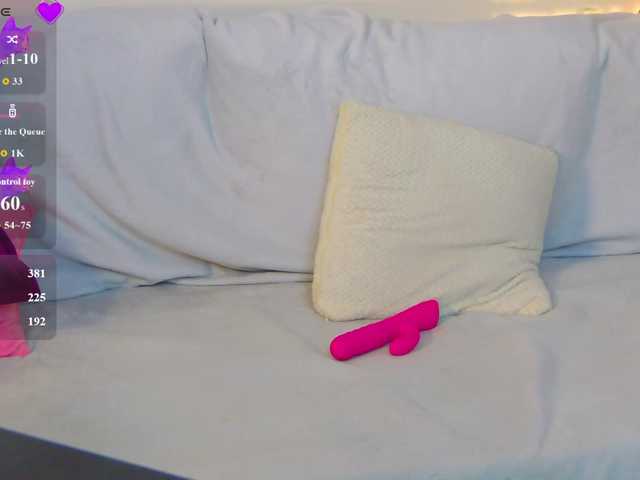 PollyRedhead live cam on BongaCams