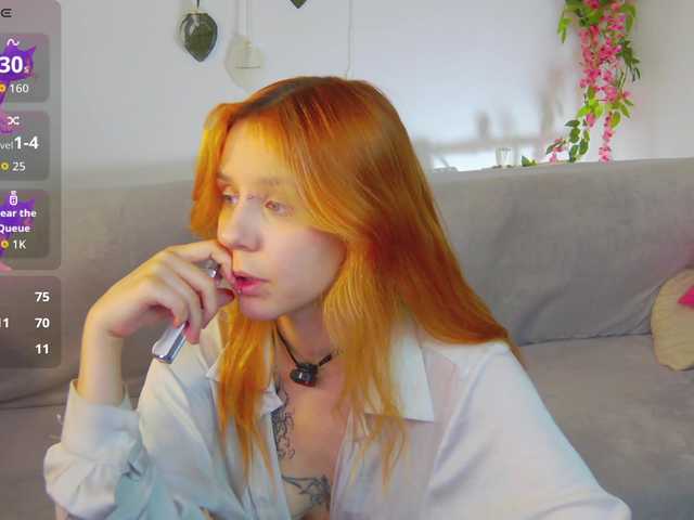 PollyRedhead live cam on BongaCams