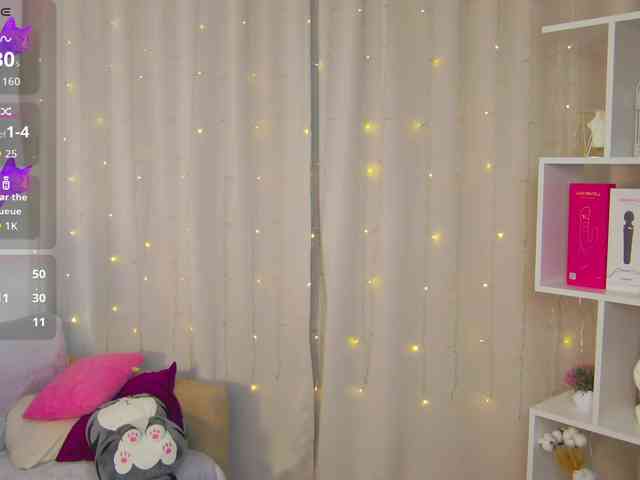 PollyRedhead webcam